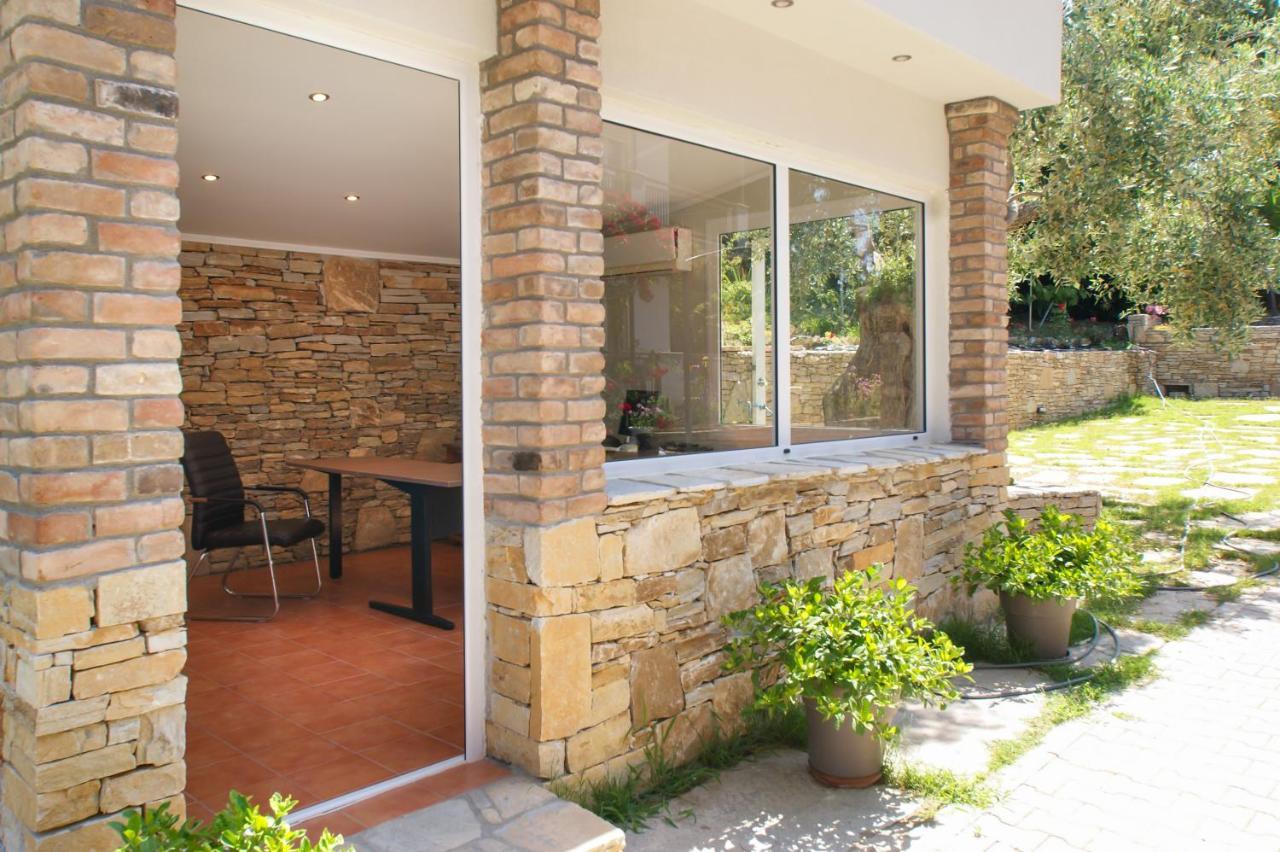 فندق Haus Sofi بيفكاري المظهر الخارجي الصورة